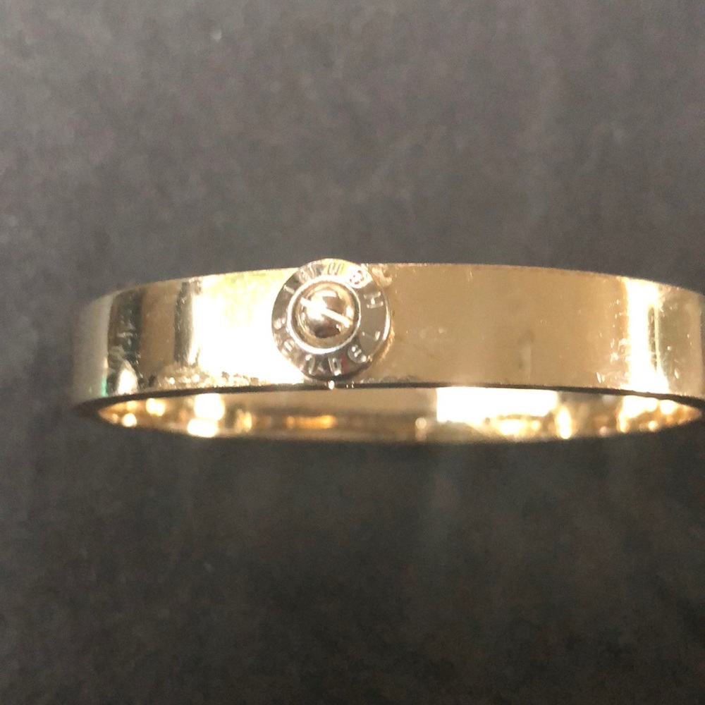 Henri Bendel bracelet